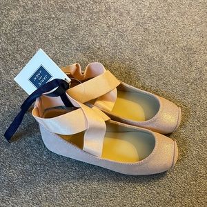 NWT! Girls pink sparkle ballerina style shoes